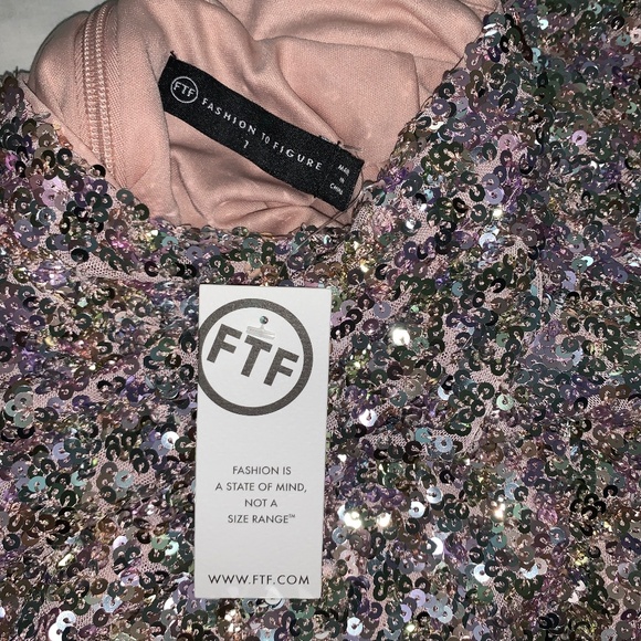 Fashion to Figure Sequin Jumpsuit (FTF Size 1) ✨NWT🔥 - Picture 7 of 17